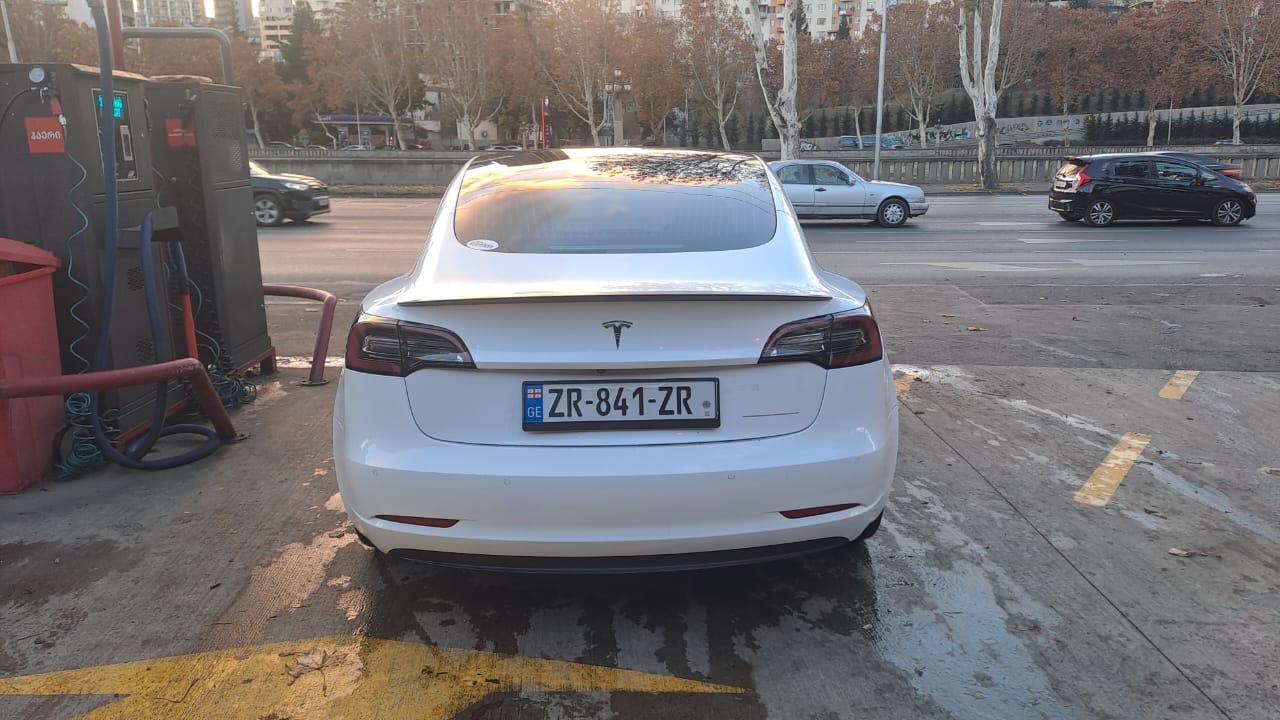 car 4